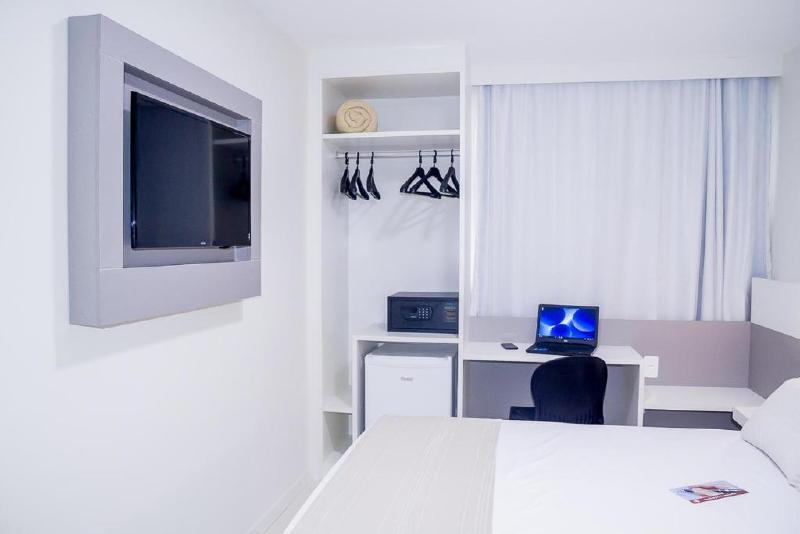 Bristol Easy Uba Hotel Εξωτερικό φωτογραφία